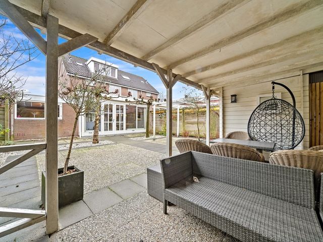 Doelstraat 25, Maasland