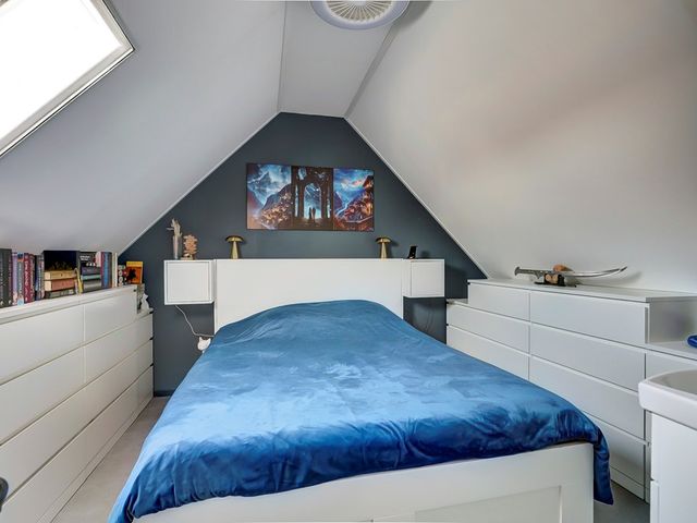 Pauwoog 93, Zeewolde