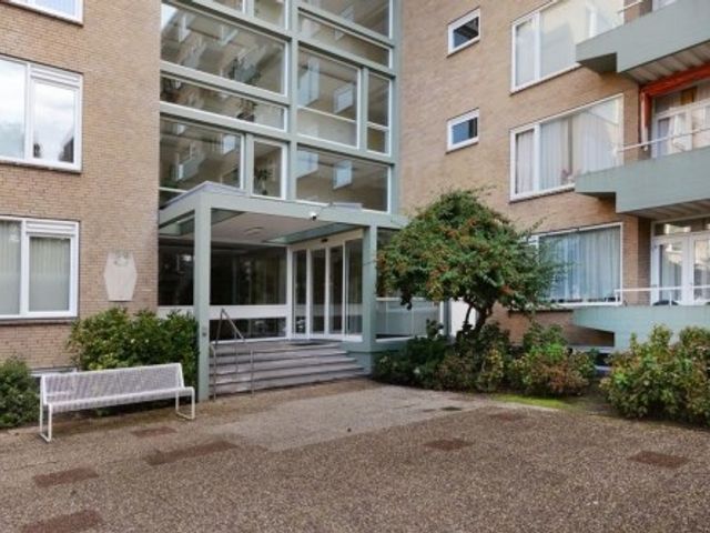 Elisabeth Brugsmaweg ONG, 's-Gravenhage