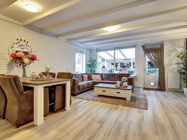 Allebéstraat 1, Ede