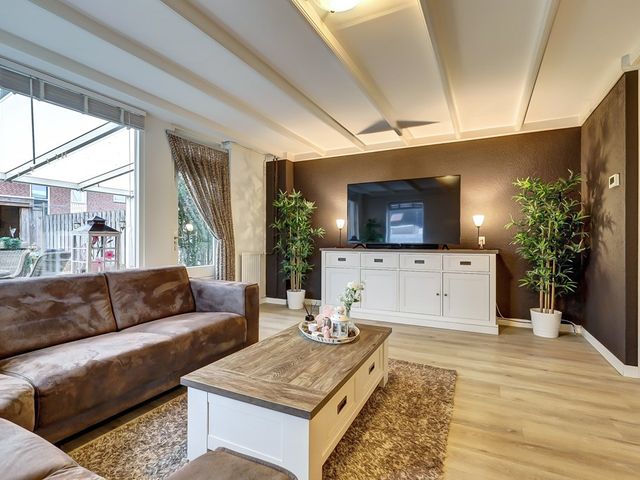 Allebéstraat 1, Ede