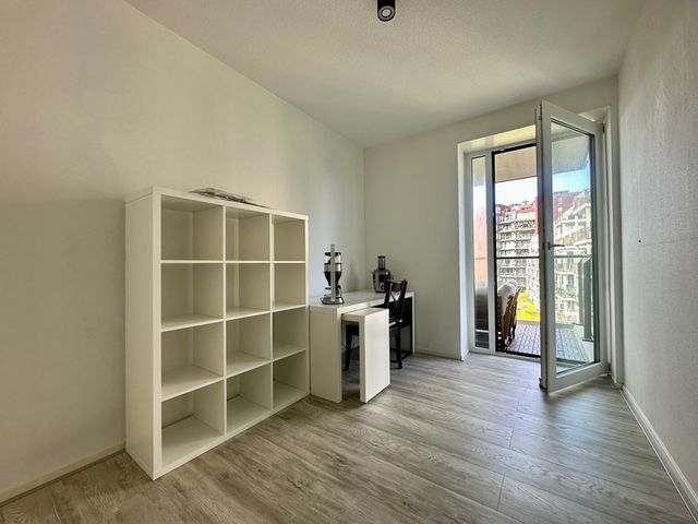 Escamplaan 870K, Den Haag