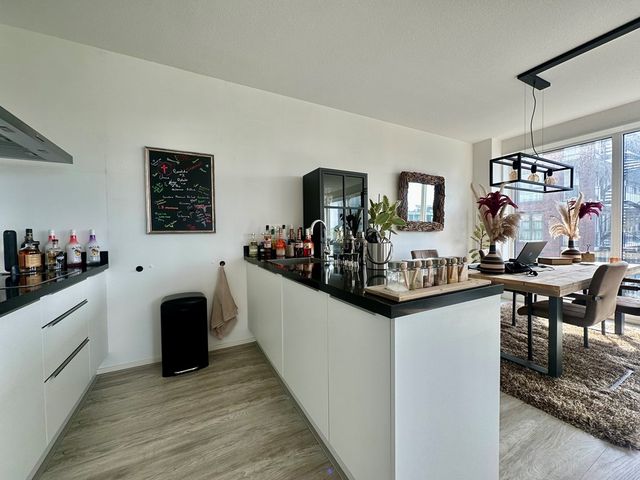 Escamplaan 870K, Den Haag