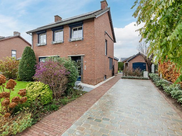 Dijkveldstraat 56, Echt