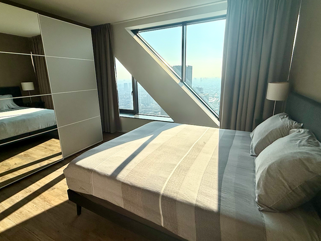 Anna Van Buerenplein 272, Den Haag