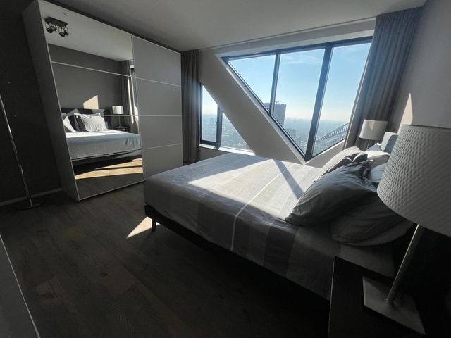 Anna Van Buerenplein 272, Den Haag