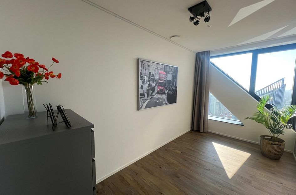 Anna Van Buerenplein 272