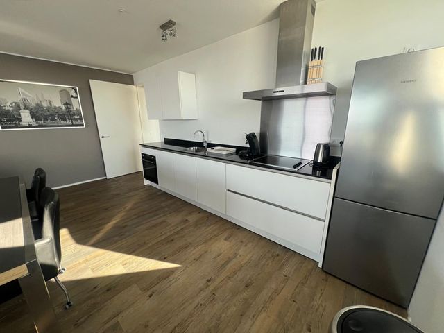 Anna Van Buerenplein 272, Den Haag