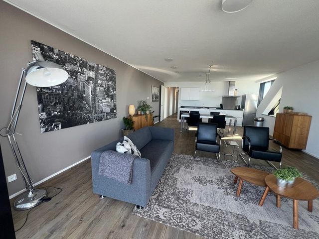 Anna Van Buerenplein 272, Den Haag