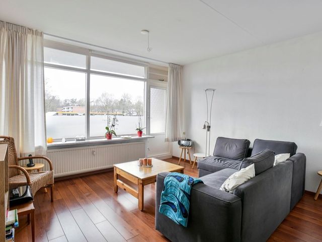 De Lemzijde 6, Emmen