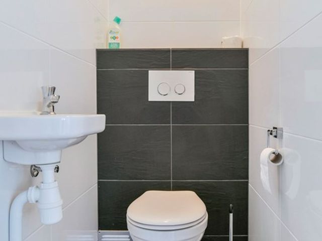 De Lemzijde 6, Emmen