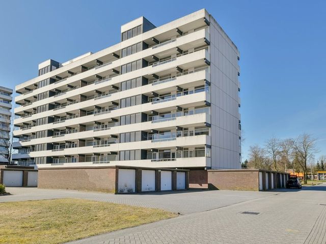 De Lemzijde 6, Emmen