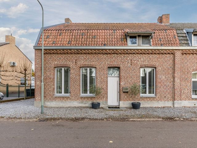 Molenstraat 41, Roosteren