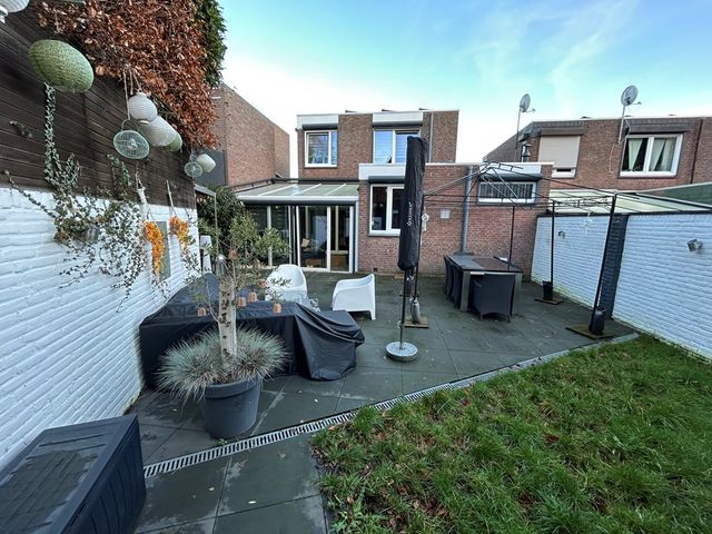 Jacob Ruysdaelstraat 13, Kerkrade