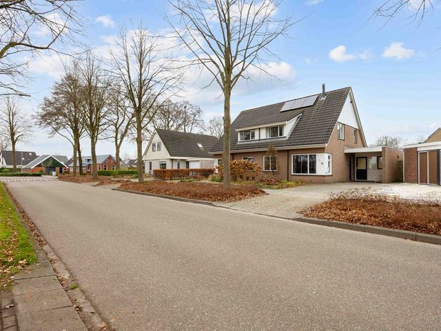 Alberdaweg 21, Marum