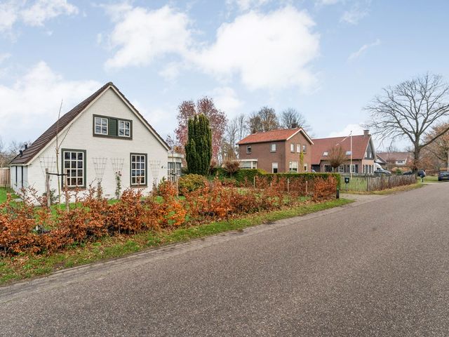 Parallelweg 78, De Krim