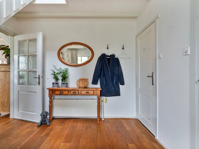 Parallelweg 78, De Krim