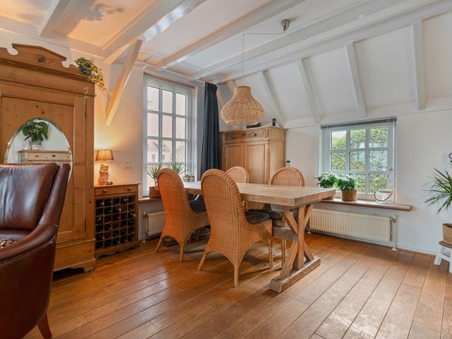 Parallelweg 78, De Krim