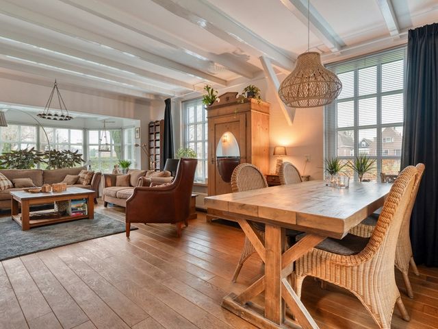 Parallelweg 78, De Krim