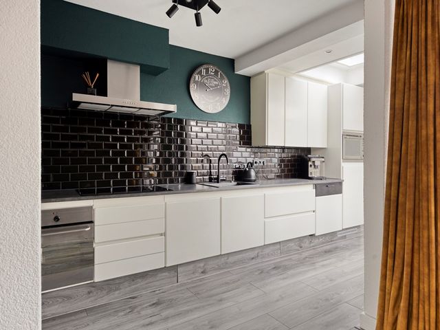 Vlietstraat 21, Schelluinen