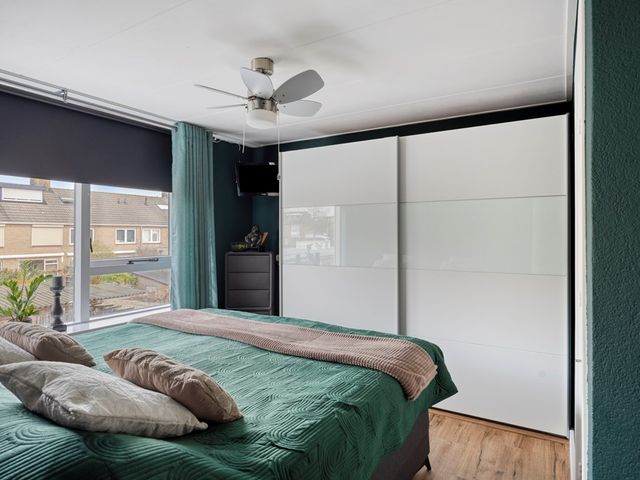 Vlietstraat 21, Schelluinen