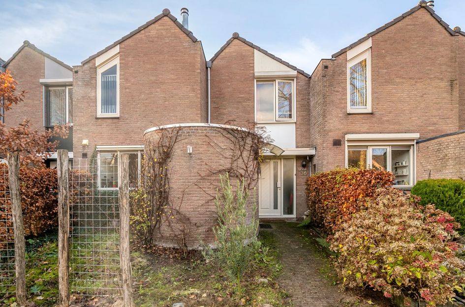 Dokter Hiemstralaan 36