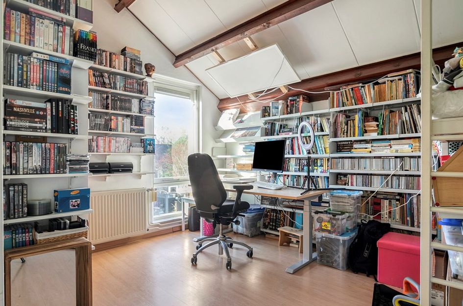 Dokter Hiemstralaan 36