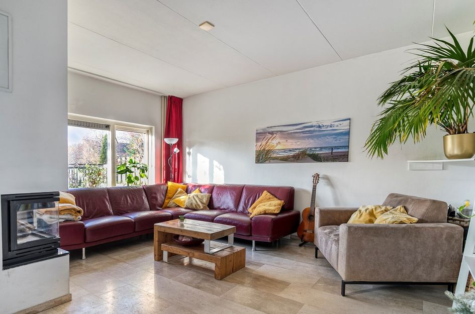 Dokter Hiemstralaan 36