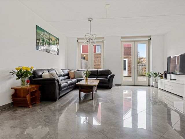 Hanzeboulevard 117, Hooglanderveen