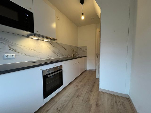 Ambonstraat 7b, Groningen