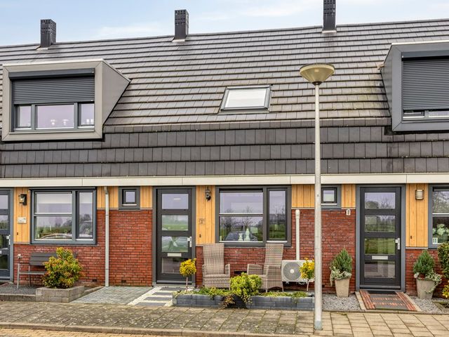 Magnolia 13, Brandwijk