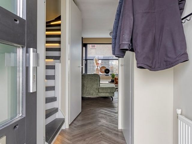 Magnolia 13, Brandwijk