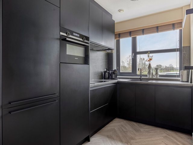 Magnolia 13, Brandwijk