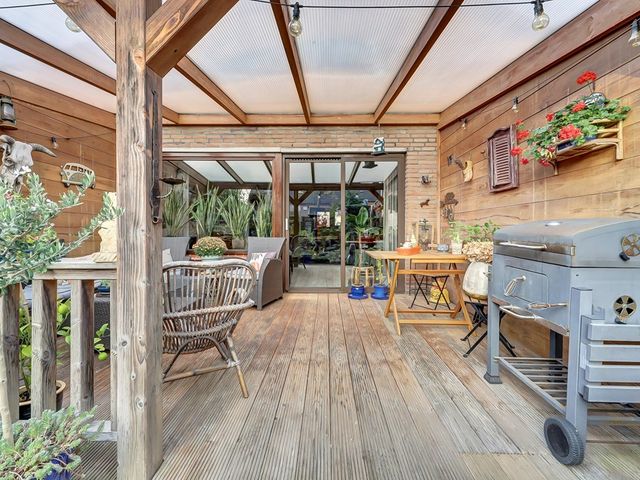 Papaver 7, Hoogvliet Rotterdam