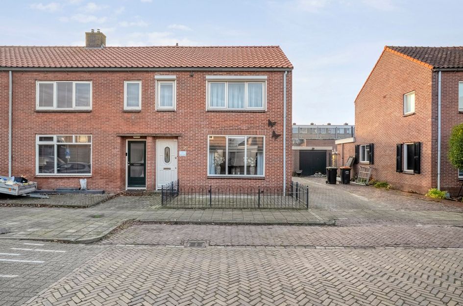 Wethouder Robaardstraat 22