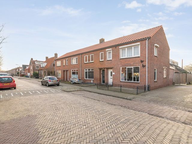 Wethouder Robaardstraat 22, Hoogeveen