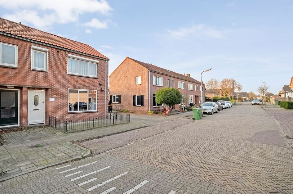 Wethouder Robaardstraat 22