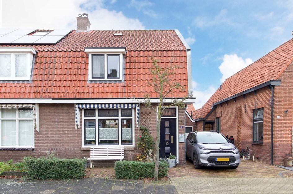 Koningin Emmastraat 17