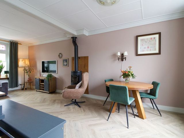 Koningin Emmastraat 17, Bunschoten-Spakenburg