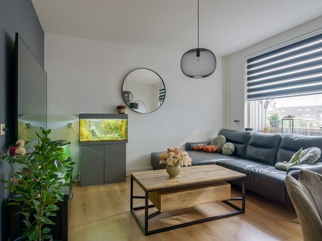 Utrechtplein 27, Helmond