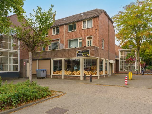 Utrechtplein 27, Helmond