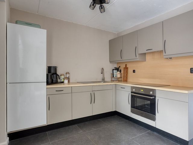 Habijt 105, Grootebroek