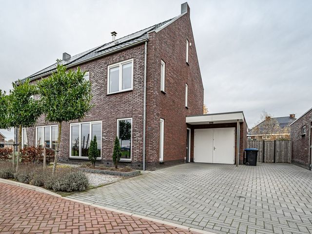 Gentiaan 17, Marknesse