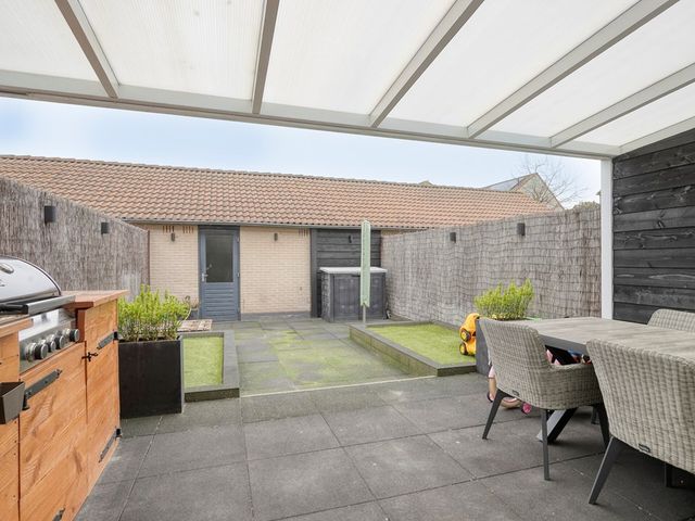 Bergse Poort 10, Geertruidenberg