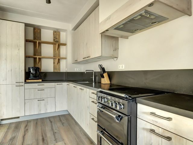 Hugo de Grootsingel 46, Bovenkarspel