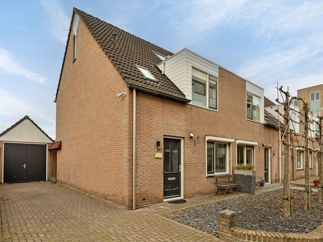 Hollandia 167, Veenendaal