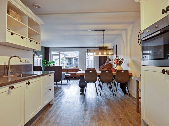 Hollandia 167, Veenendaal