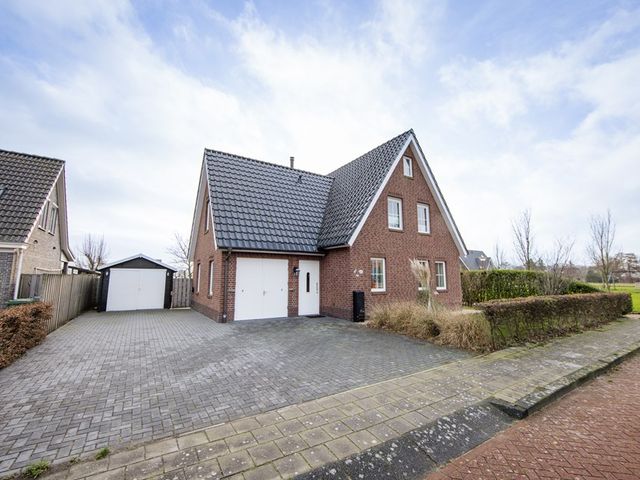 It Ferset 37, Makkum