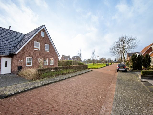 It Ferset 37, Makkum