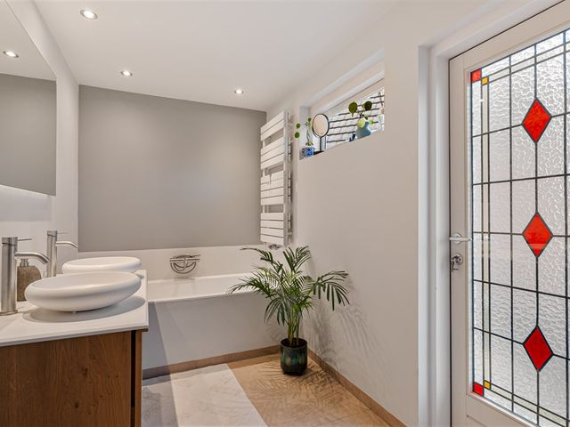 Theresialaan 2, Vught